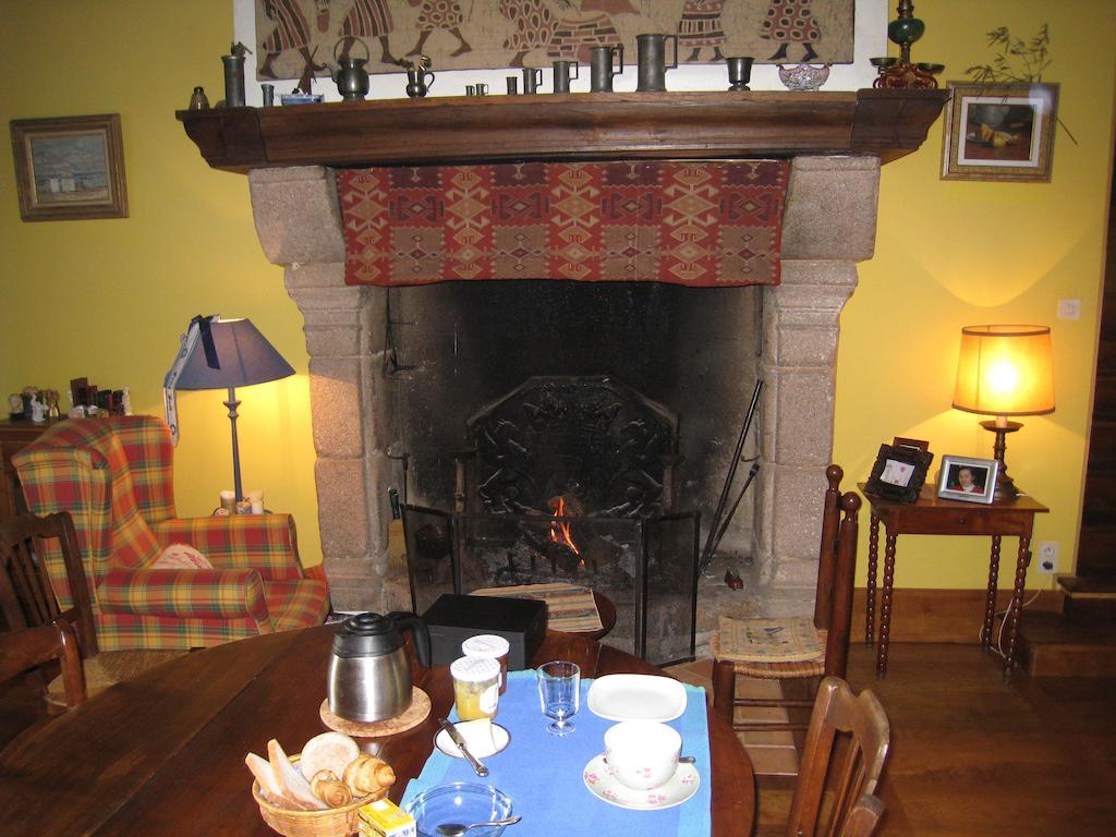 ボープロー Le Logis Des Tourelles Bed & Breakfast 部屋 写真
